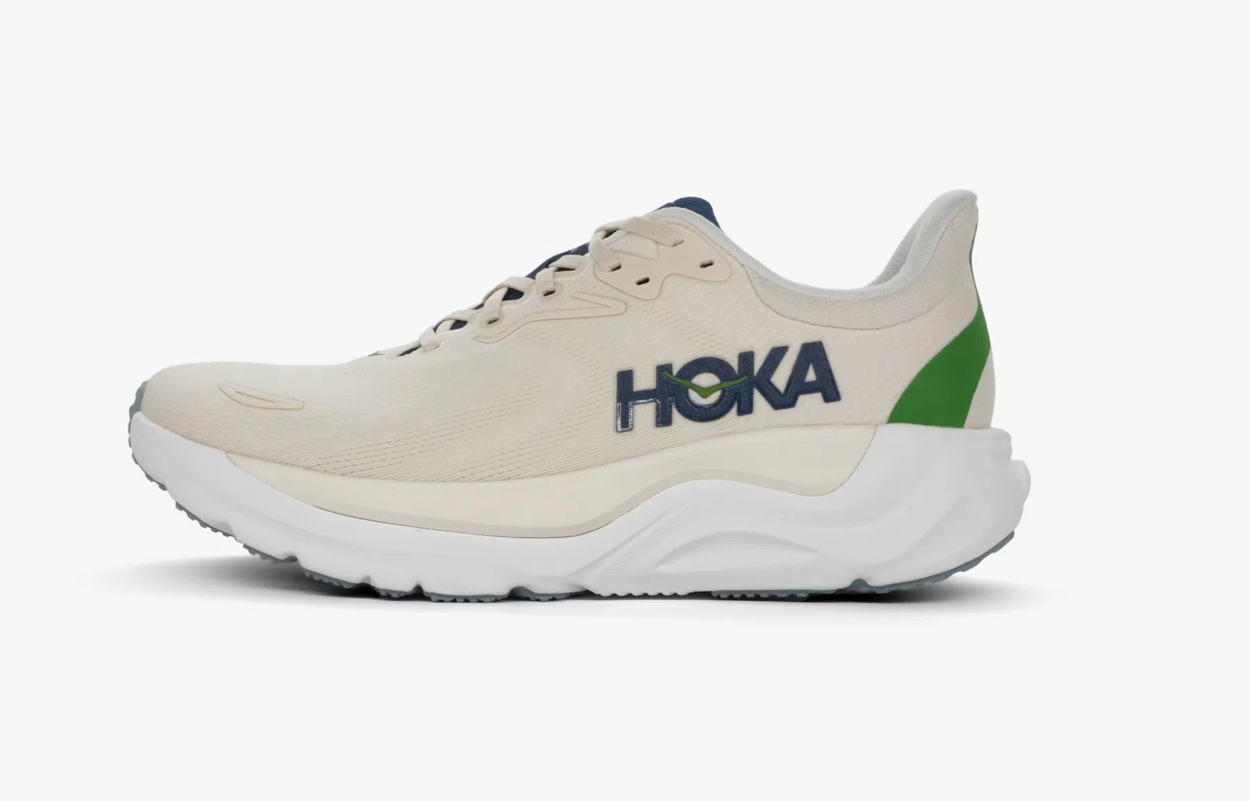 HOKA Arahi 8 